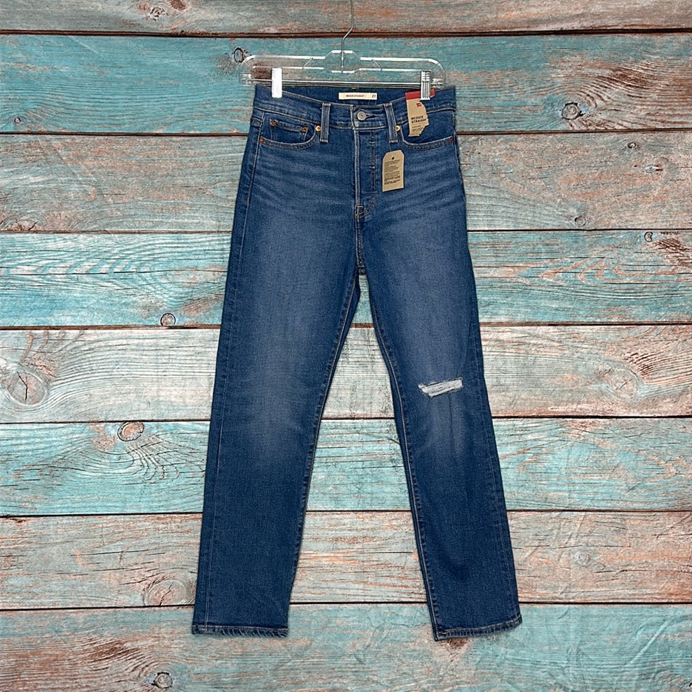 Levis Wedgie Straight Blue Jeans NWT Size 27